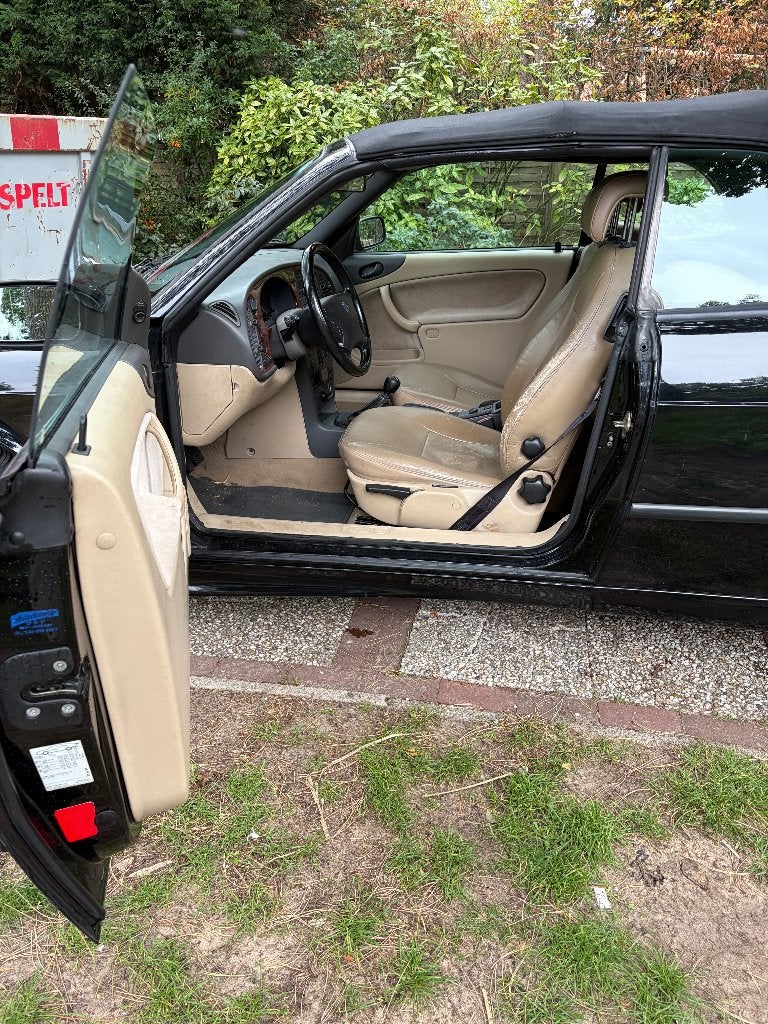 Saab 9-3 Cabrio SE 2.0t 154 pk | Youngtimer | Nieuwe APK, foto 12