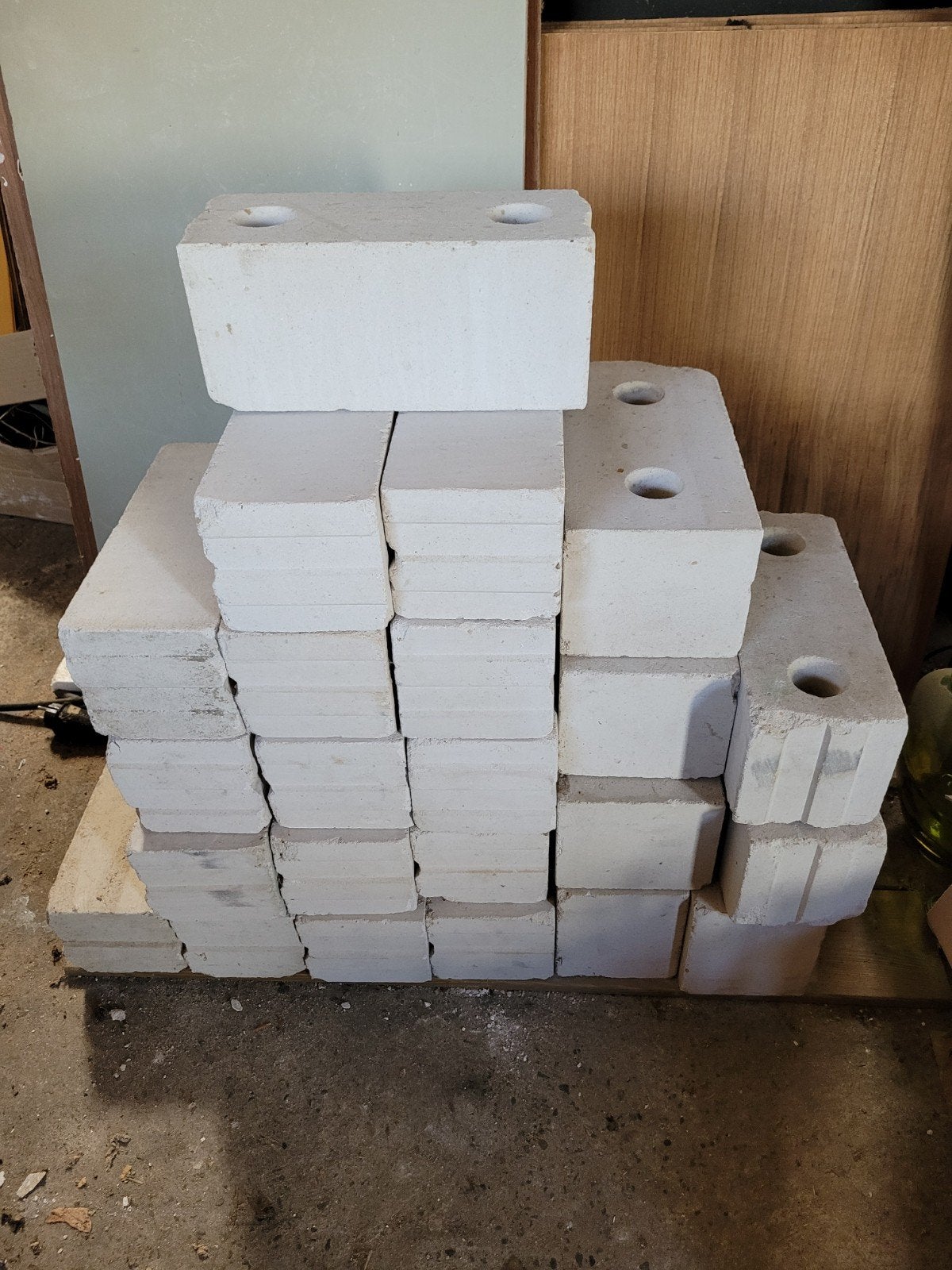 Nieuwe kalkzandsteen lijmblokken (2 maten), Doe-het-zelf en Verbouw, Metselstenen, Ophalen, Nieuw, Kalkzandstenen