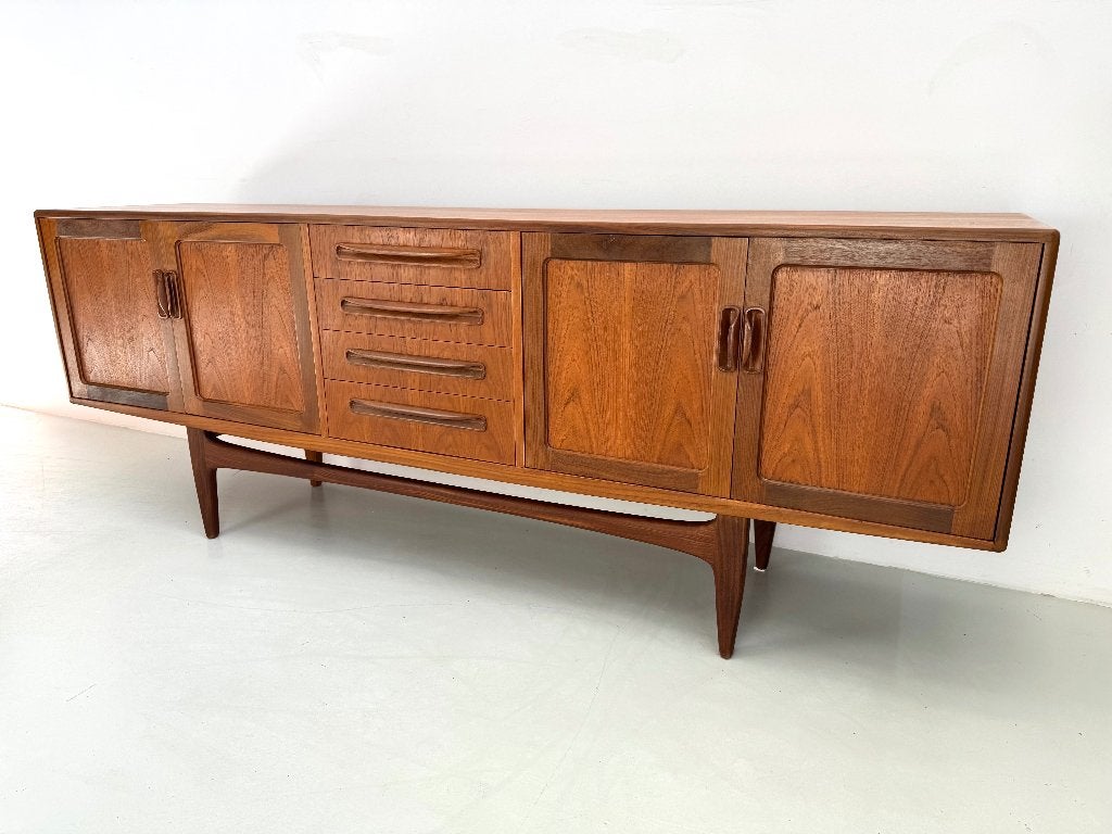 Vintage dressoir G-Plan, Huis en Inrichting, Ophalen of Verzenden, Zo goed als nieuw, 25 tot 50 cm, 150 tot 200 cm