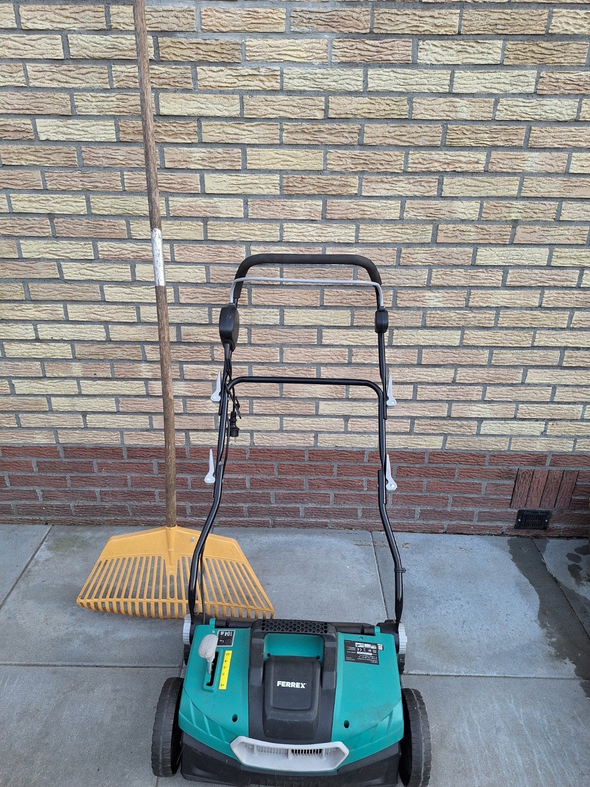 verticuteermachinne te huur, Tuin en Terras, Ophalen of Verzenden, Elektrisch