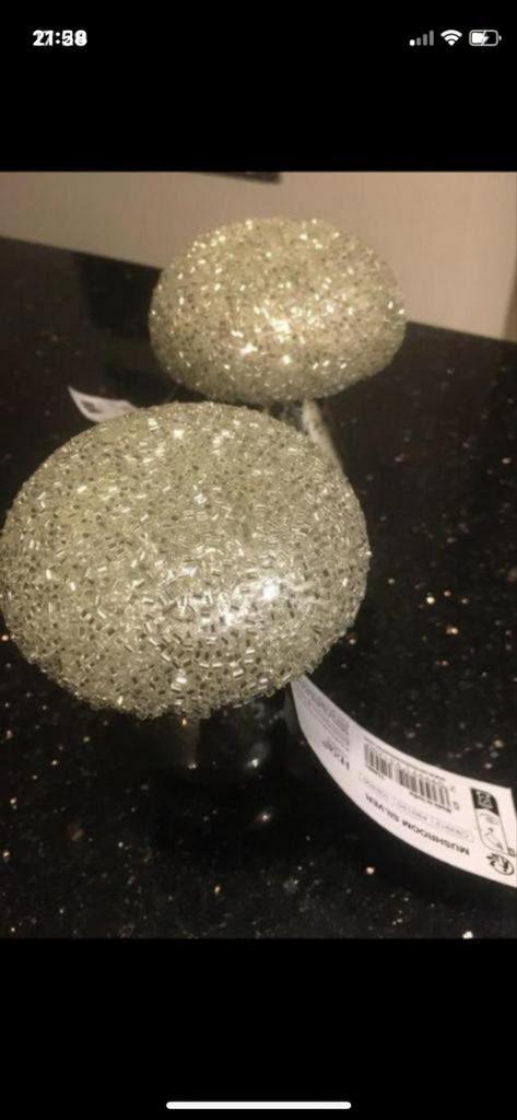 Glitter paddenstoel decoratie zilver 2 stuk nieuw, Huis en Inrichting, Woonaccessoires | Overige, Ophalen, Nieuw, Modern, Glas
