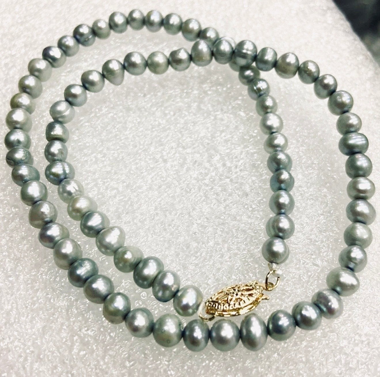 Parel ketting met natuurlijke grijze parels  14 K, Ophalen of Verzenden, Nieuw, Grijs, Goud