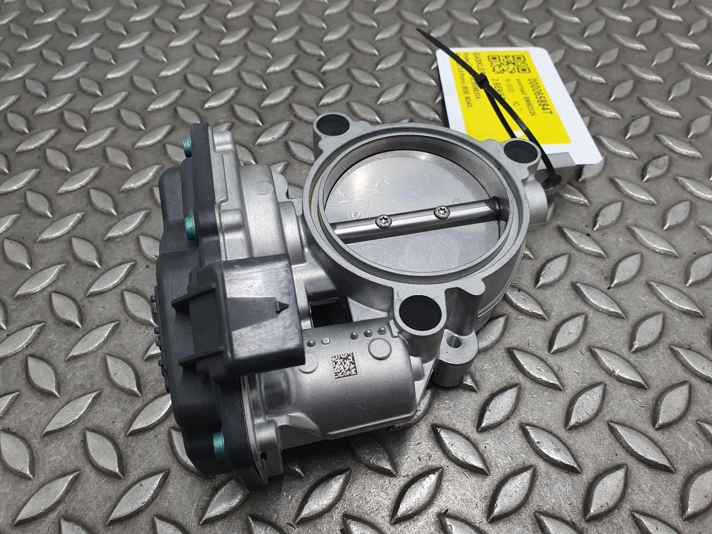 BMW 2 SERIES GASKLEPHUIS 13548601651, A3C0095100000 2020, Ophalen of Verzenden, Gebruikt, Stiba lid