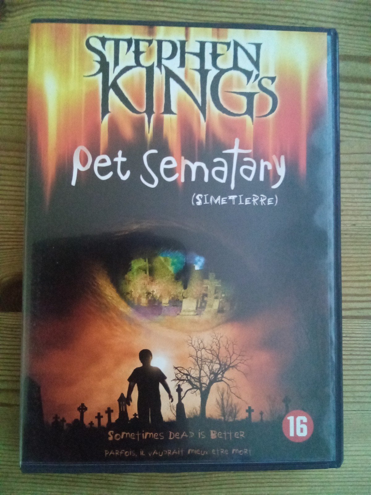 Stephen King's Pet Sematary (Simetiere), Vanaf 16 jaar, Ophalen of Verzenden, Zo goed als nieuw, Overige genres