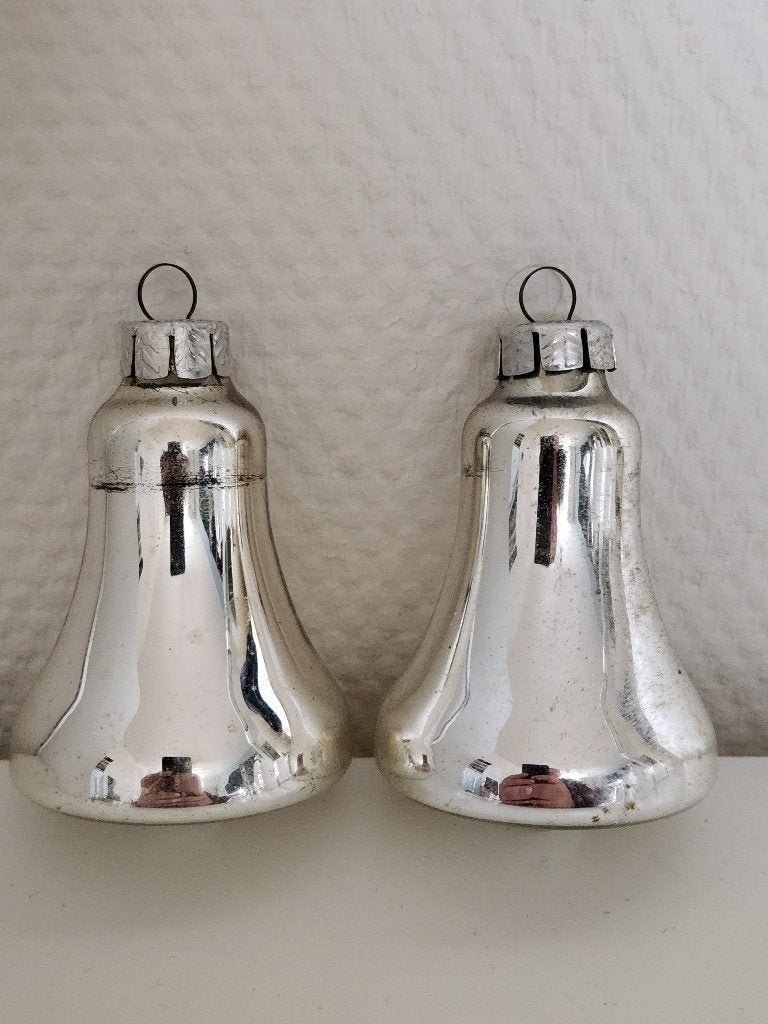 2x Vintage zilveren kerstklokken - kerstballen - GDR, Ophalen of Verzenden, Gebruikt