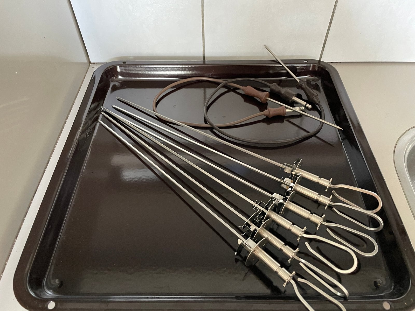Vleesthermometer en spiezen set en bakplaat, Overige typen, Verzenden, Zo goed als nieuw, Metaal