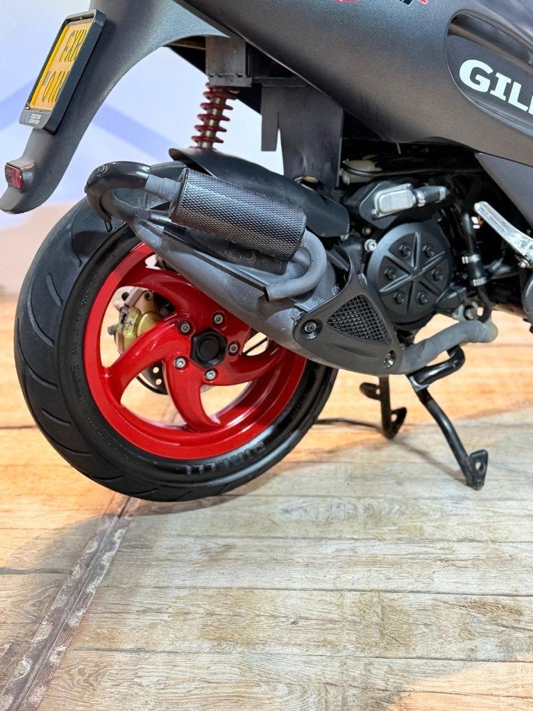 Gilera Runner SP Pro DD 50cc 2 takt 45km 2t brom scooter, Fietsen en Brommers, Scooters | Piaggio, Overige modellen, Ophalen of Verzenden