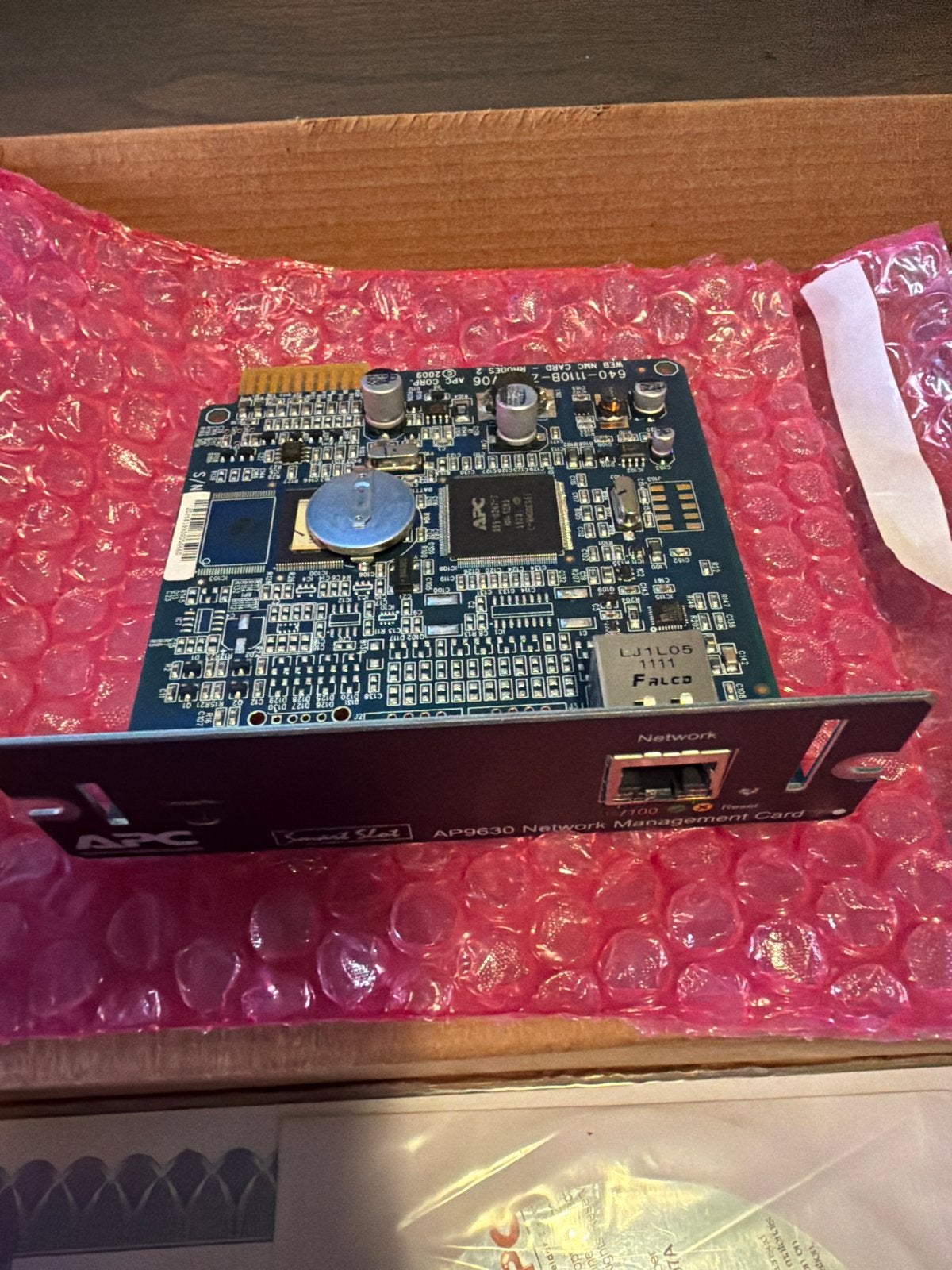 APC AP9630 Network Management Card Smart-Slot, Ophalen of Verzenden, Zo goed als nieuw