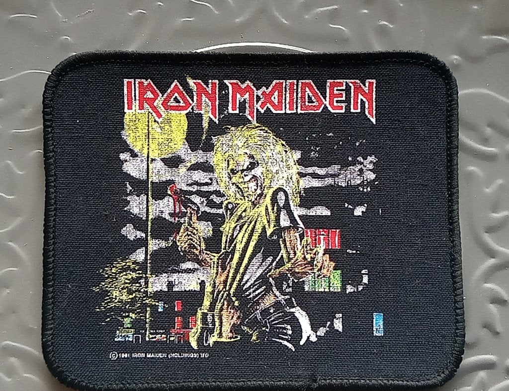 IRON MAIDEN vrij zeldzame 1981 vintage Killers patch 152, Verzenden, Nieuw, Kleding