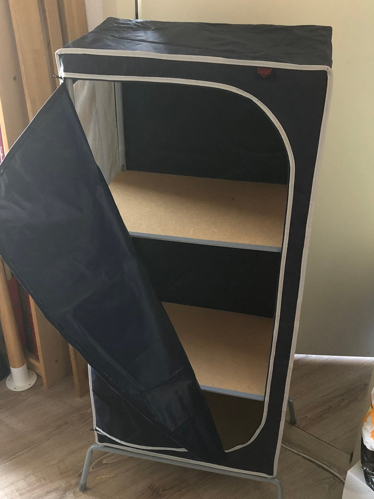Campingkast blauw Crespo met legplanken en rits, Ophalen, Gebruikt, Campingkast