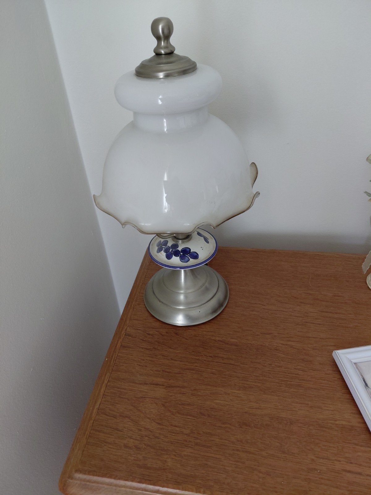Lampje in perfecte staat
48 vm hoog,20 cm breed, Huis en Inrichting, Lampen | Hanglampen, Ophalen
