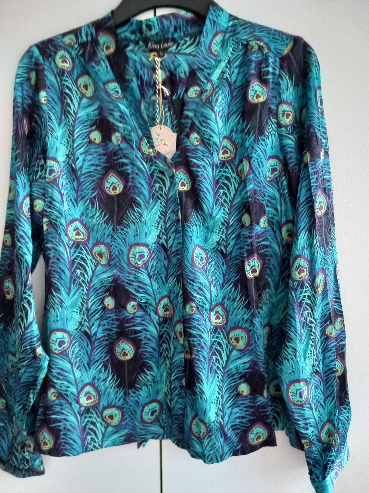Nieuw met kaartjes Blouse King Louie zijde maat L, Kleding | Dames, Blouses en Tunieken, Blauw, Maat 42/44 (L), Nieuw, Ophalen of Verzenden