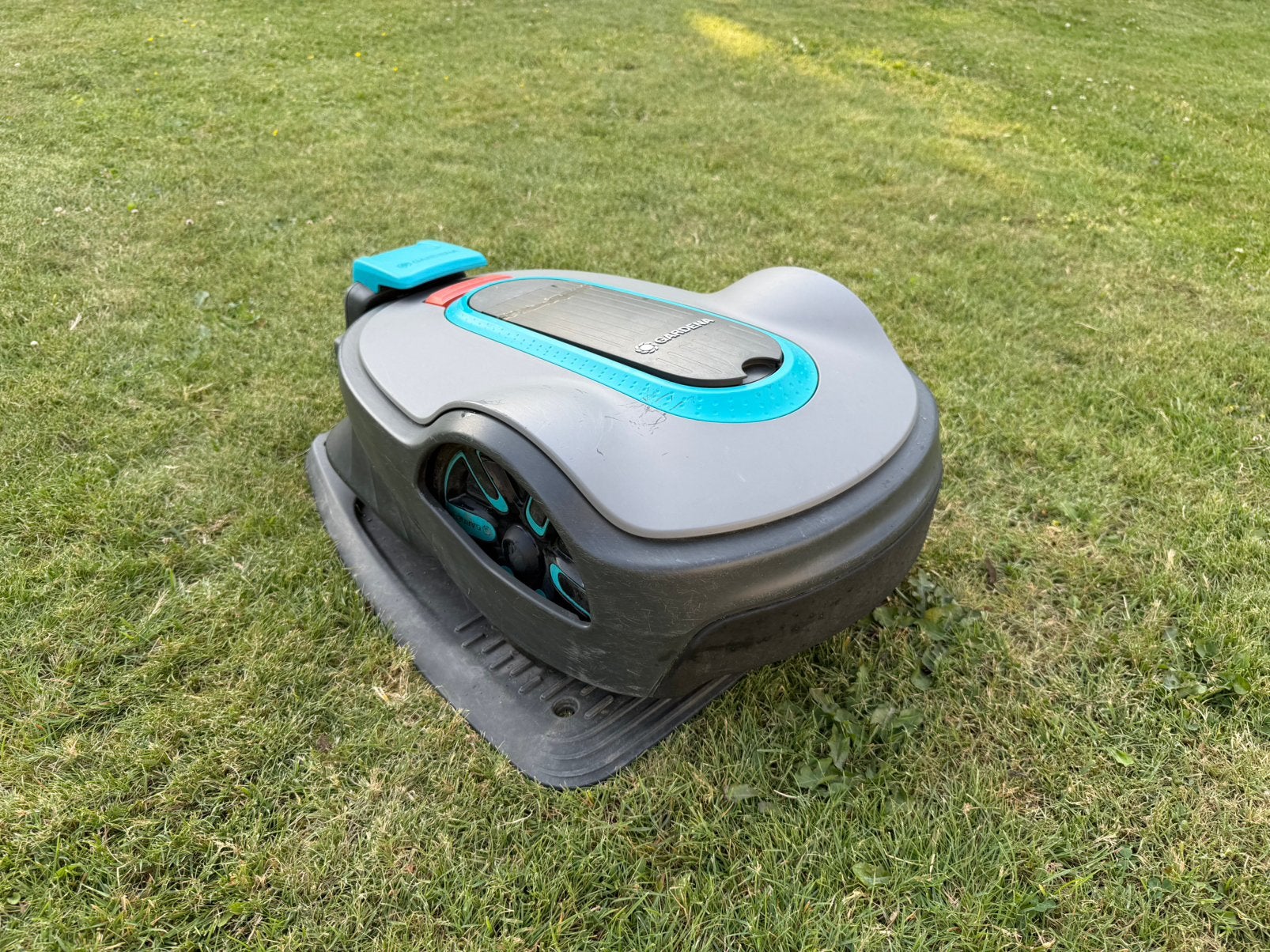 Gardena Sileno Life 1250 Robotmaaier - Nieuwe accu, Ophalen of Verzenden, Gebruikt
