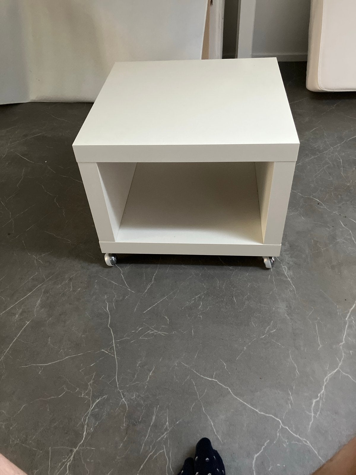 IKEA Lack bijzet tafeltje op wieltjes, Huis en Inrichting, Tafels | Salontafels, Ophalen, Overige materialen, Minder dan 50 cm