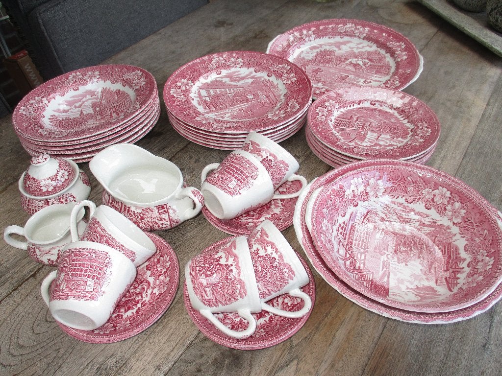 Coaching Taverne roze (rood pink) serviesdelen, Ophalen of Verzenden