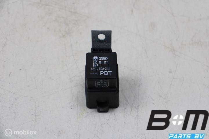 Contact relais VW Golf 7 3B0951253, Gebruikt