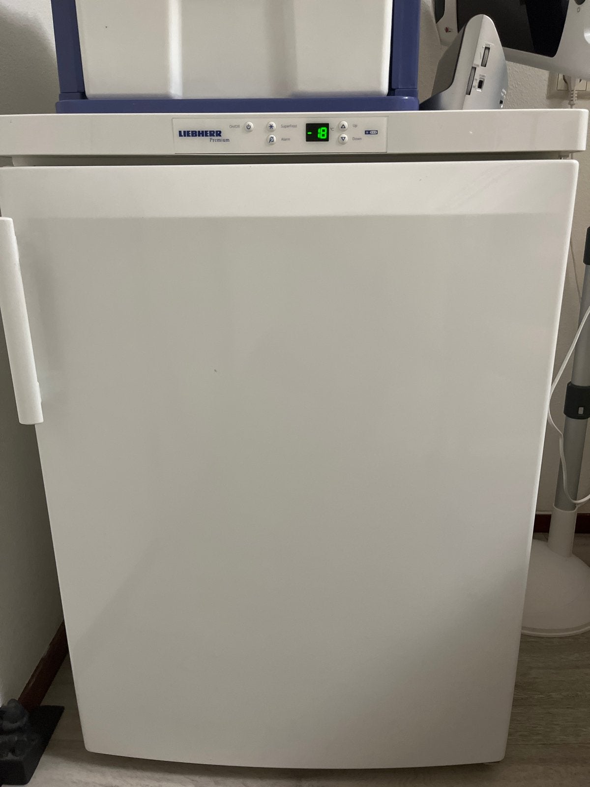 Liebherr vrieskast met 4 laden - Zeer goede staat, Minder dan 60 cm, Ophalen of Verzenden, Zo goed als nieuw, Vrijstaand