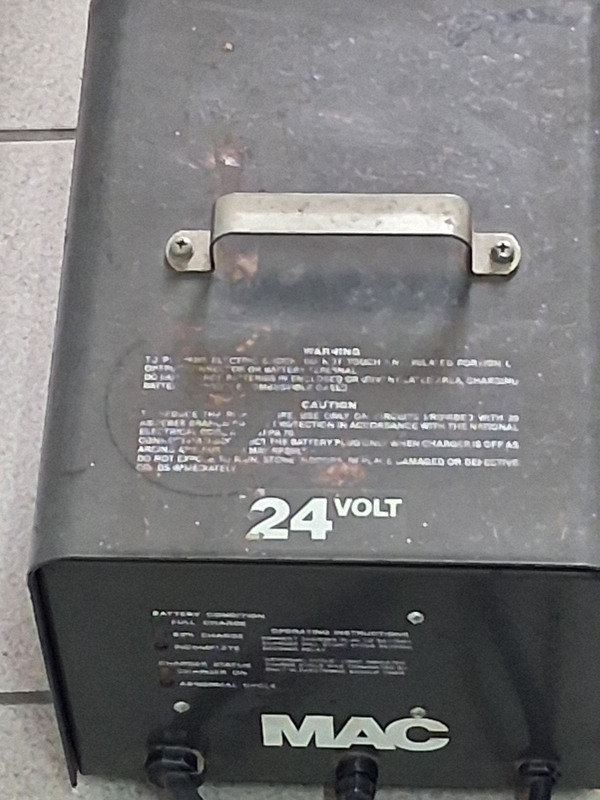 MAC 24 Volt Acculader - Gebruikt, Watersport en Boten, Ophalen, Gebruikt, Motor en Techniek
