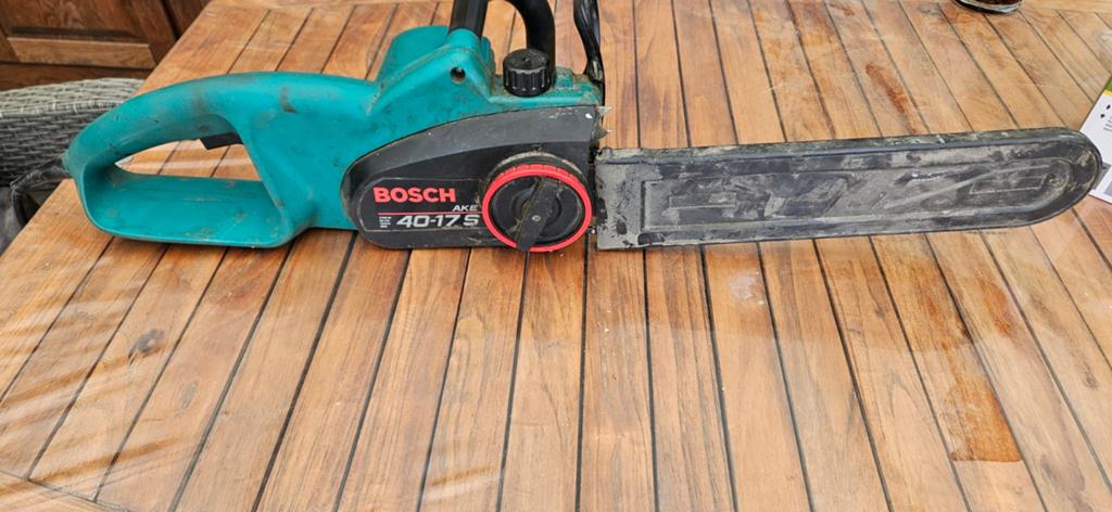 Bosch AKE 40-17 S elektrische kettingzaag, Gebruikt, 70 mm of meer, Kettingzaag, Ophalen of Verzenden