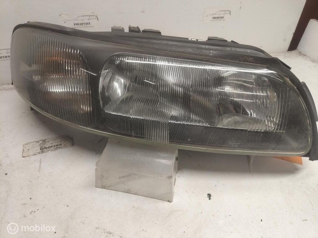 Koplamp rechts Volvo V70, XC70 ('00-'04), Gebruikt, Ophalen of Verzenden, Volvo, Volvo