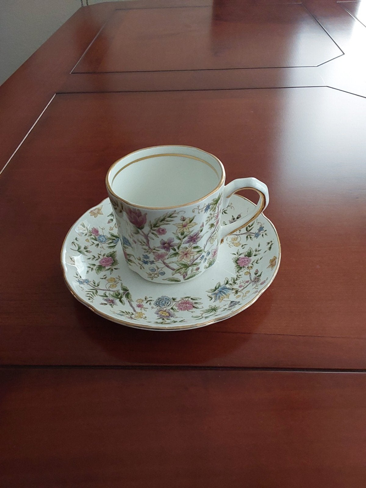 Kop en schotel Balmoral Castle Bone China, Ophalen