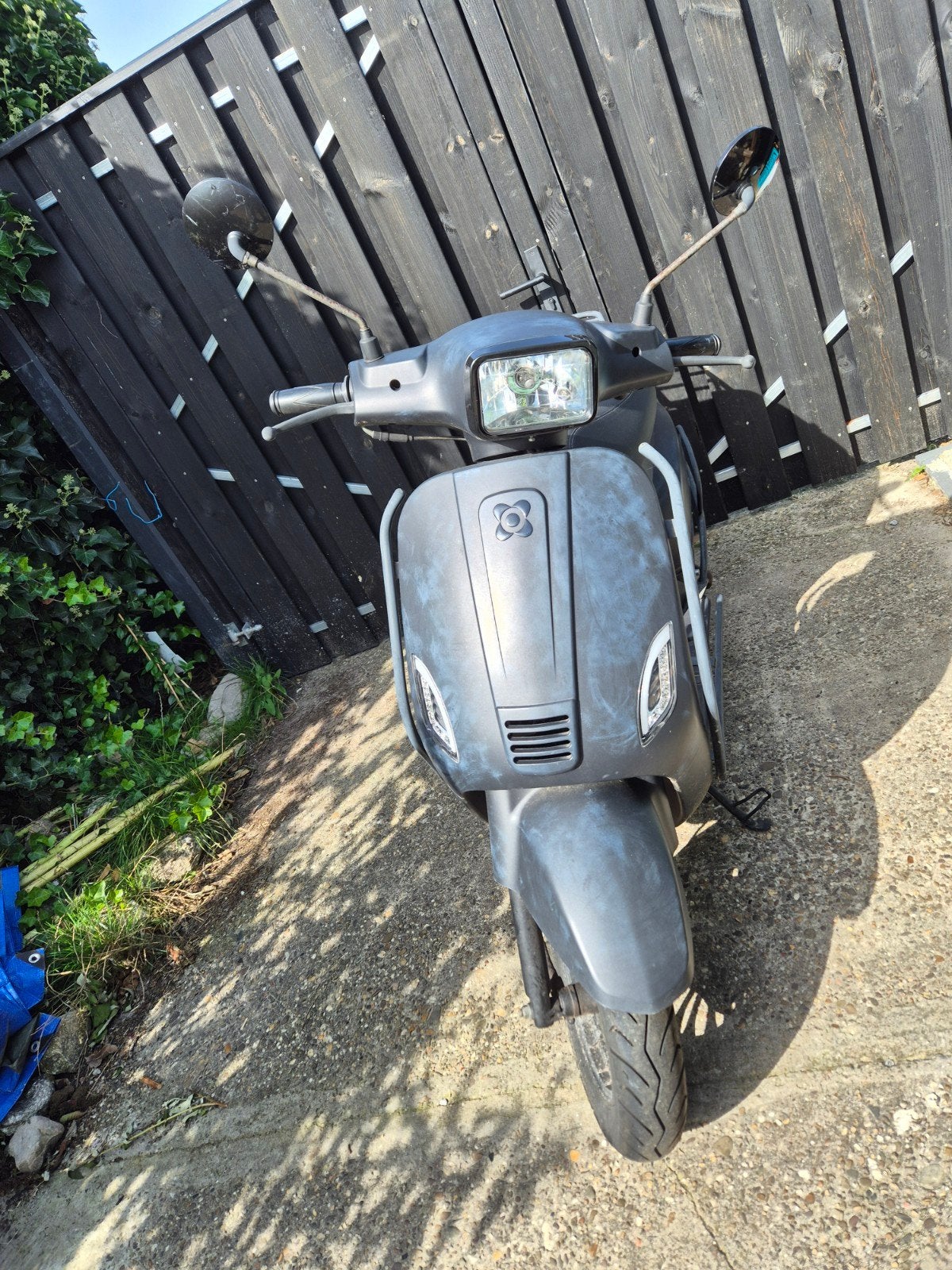 AGM vx50 brom scooter te koop, Fietsen en Brommers, Snorfietsen en Snorscooters, Gebruikt, Benzine, Ophalen, Overige merken