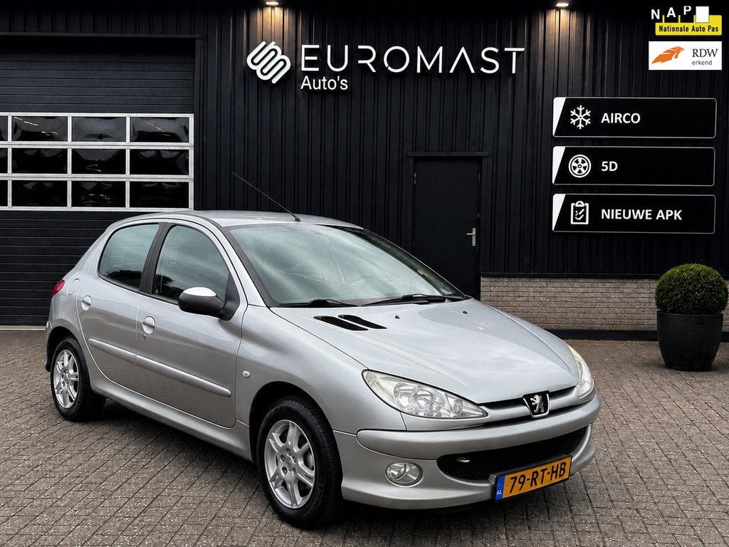 Peugeot 206 1.4 Air-line 2 Airco | 5drs | Nieuwe Apk, Auto's, Peugeot, Bedrijf, Te koop, ABS, Airbags, Airconditioning, Boordcomputer