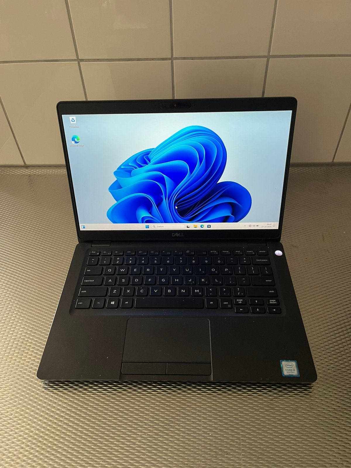 dell latitude 5300 i5 8gen, Computers en Software, Gebruikt, 8 GB, 13 inch, Minder dan 2 Ghz