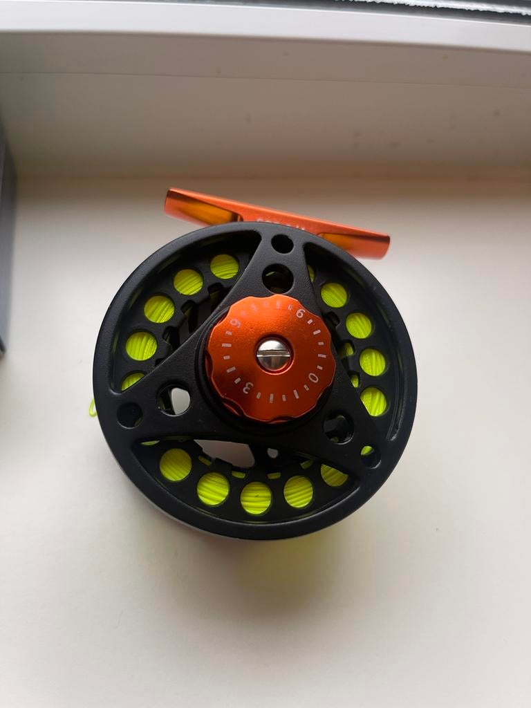 Large arbor reel 3/4 met WF4F lijn | ongebruikt, Ophalen of Verzenden, Nieuw, Molen