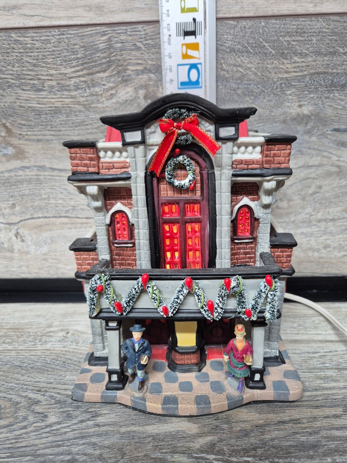 kerstdorp hotel zonder verlichting kersthuisjes, Diversen, Ophalen of Verzenden, Zo goed als nieuw