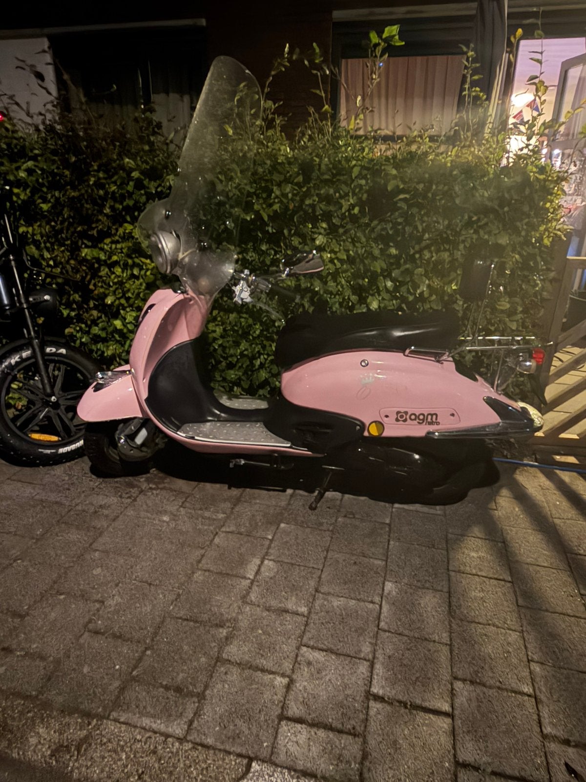 Agm retro roze, Fietsen en Brommers, Gebruikt, Benzine, Ophalen, Overige merken