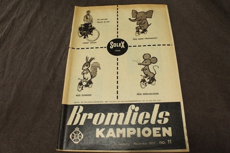 Blad Bromfiets kampioen november 1957 oa. Vesting HMW, Fietsen en Brommers, Ophalen of Verzenden, Gebruikt