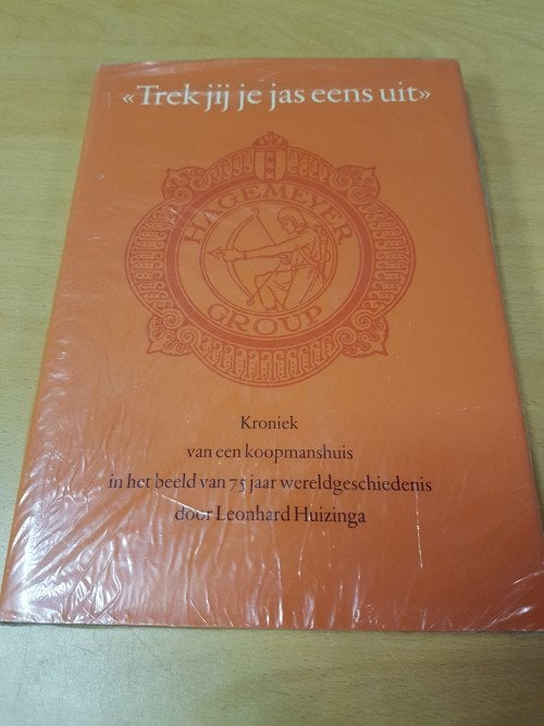 boek trek jij je jas eens uit, Ophalen of Verzenden