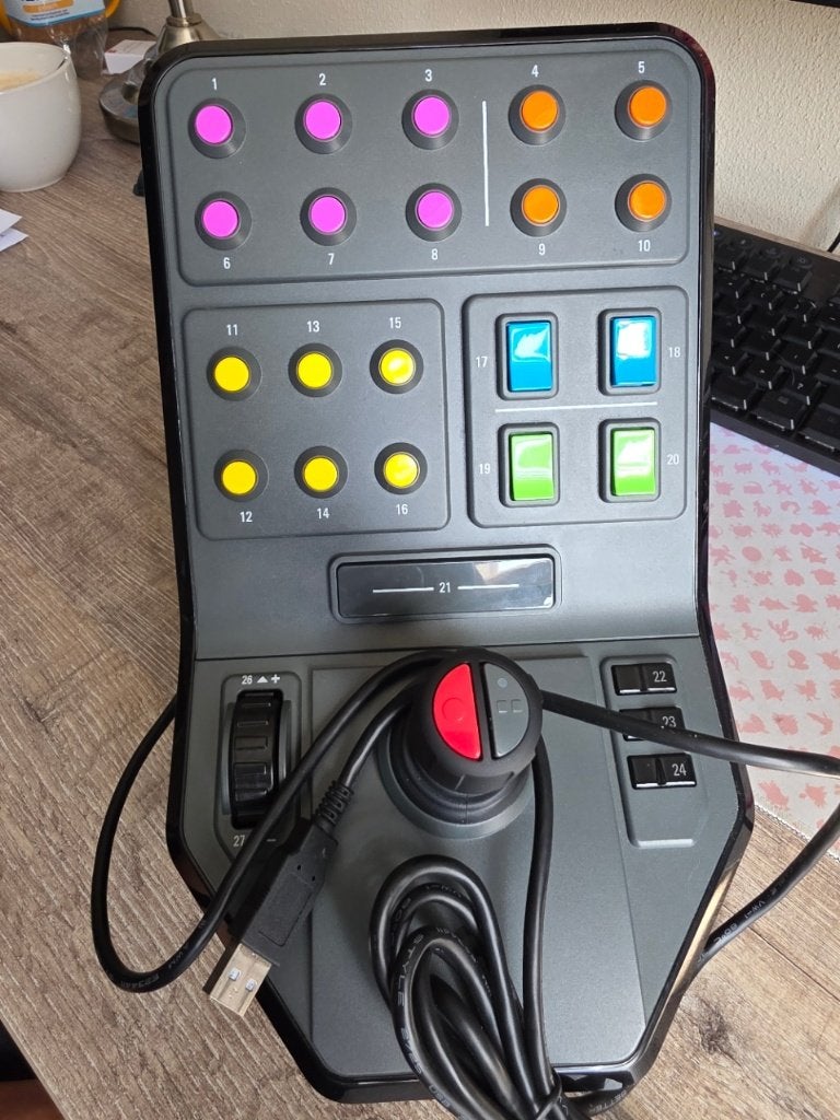 Logitech Side panel [Heavy Equipment Side Panel], Computers en Software, Joysticks, Ophalen of Verzenden, Zo goed als nieuw, Logitech