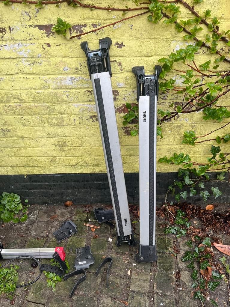 Thule dakdragers Volvo XC90 2008 - Complete set, Ophalen, Gebruikt