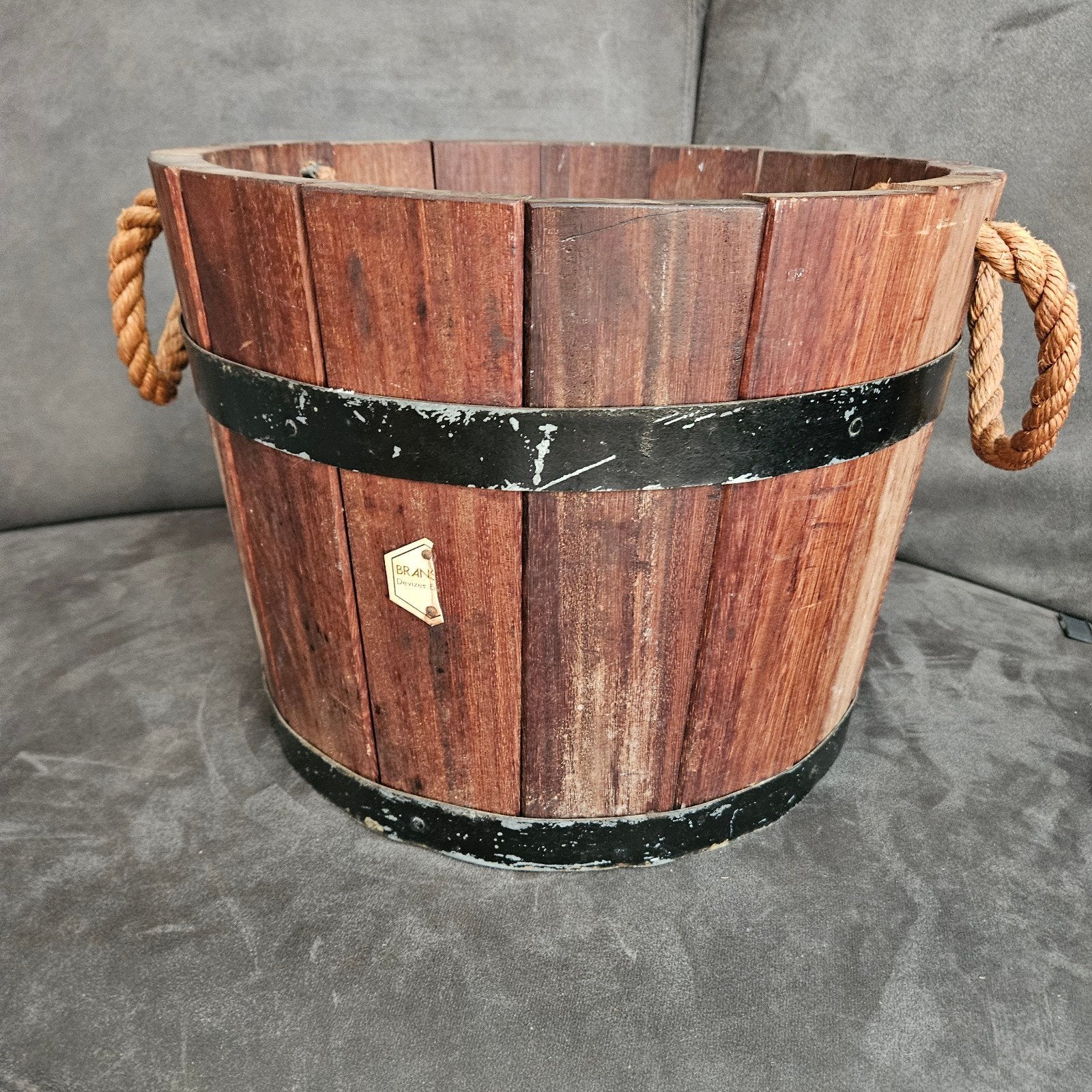 Decoratieve houten kuip met touw handvatten, Ophalen