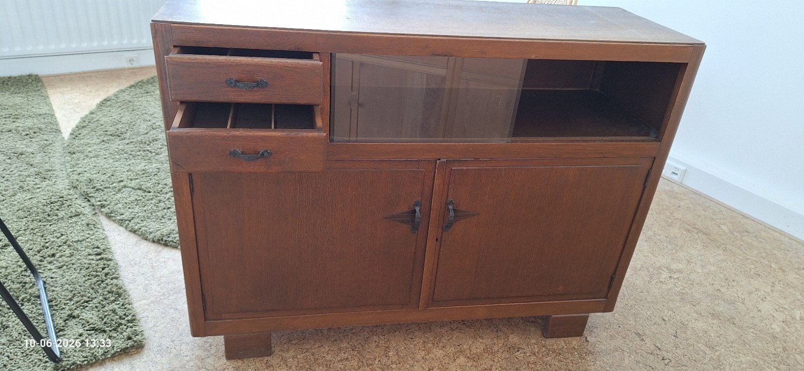 Vintage dressoir/kastje met lades en glazen schuifdeur, Ophalen