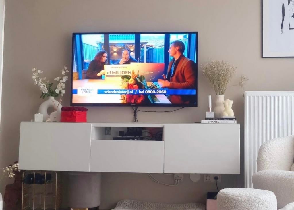 IKEA BESTÅ TV-meubel wit, 180x42x39 cm incl. glazen topplaat, Ophalen, 150 tot 200 cm, Zo goed als nieuw, Minder dan 100 cm