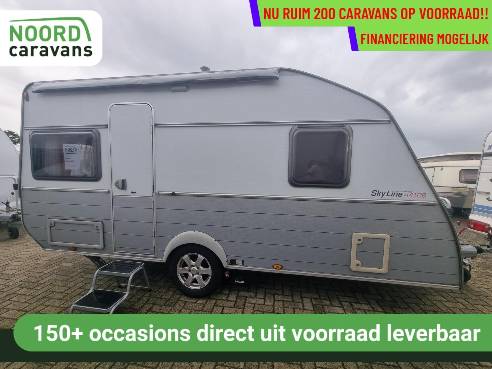 Kip SKYLINE 44 tdb MOVER + VOORTENT + VLOERVERWARMING +AIRCO, Caravans en Kamperen, Caravans, Kip, Hordeur, Bedrijf, 6 tot 7 meter