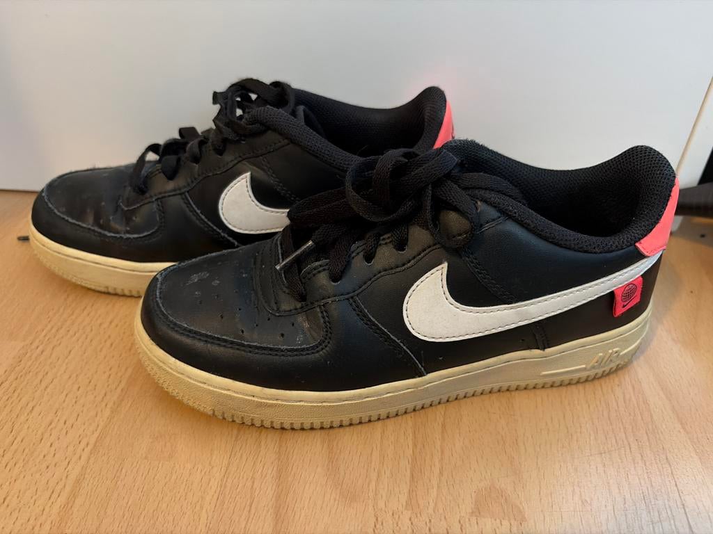 Nike schoenen maat 37,5, Ophalen of Verzenden, Gedragen, Zwart, Sneakers of Gympen