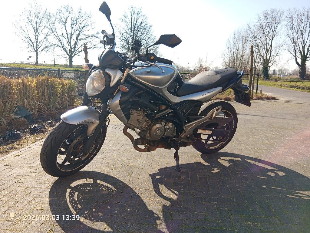 Suzuki SFV Gladius 650A, 2 cilinders, Motorrijbewijs A, Particulier, ABS