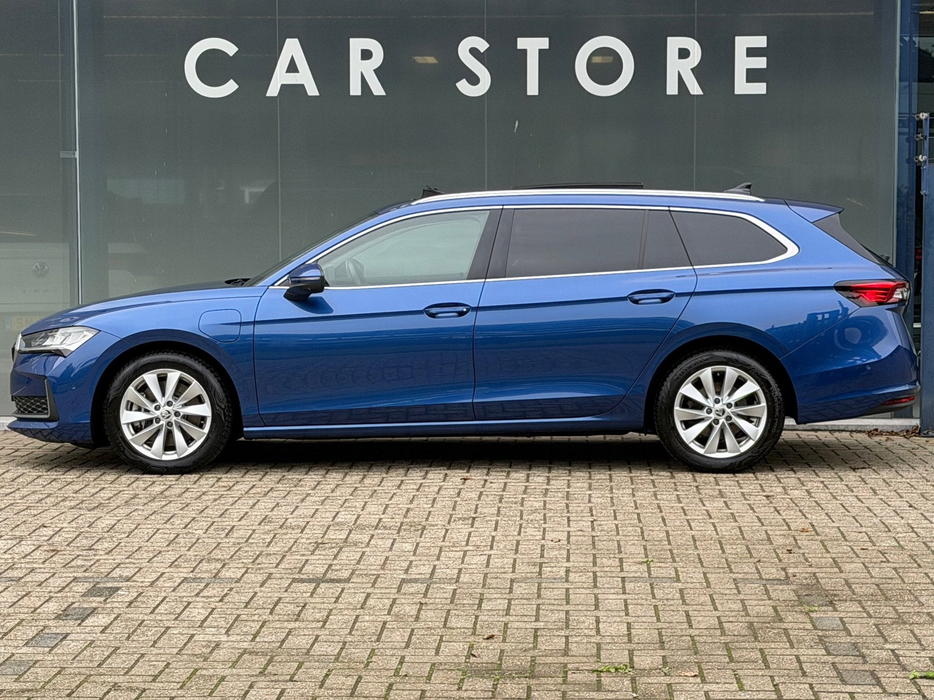 Skoda Superb Combi 1.5 TSI PHEV BNS Head-up display/Pano/Tre, Dealer onderhouden, Euro 6, 4 cilinders, 150 pk