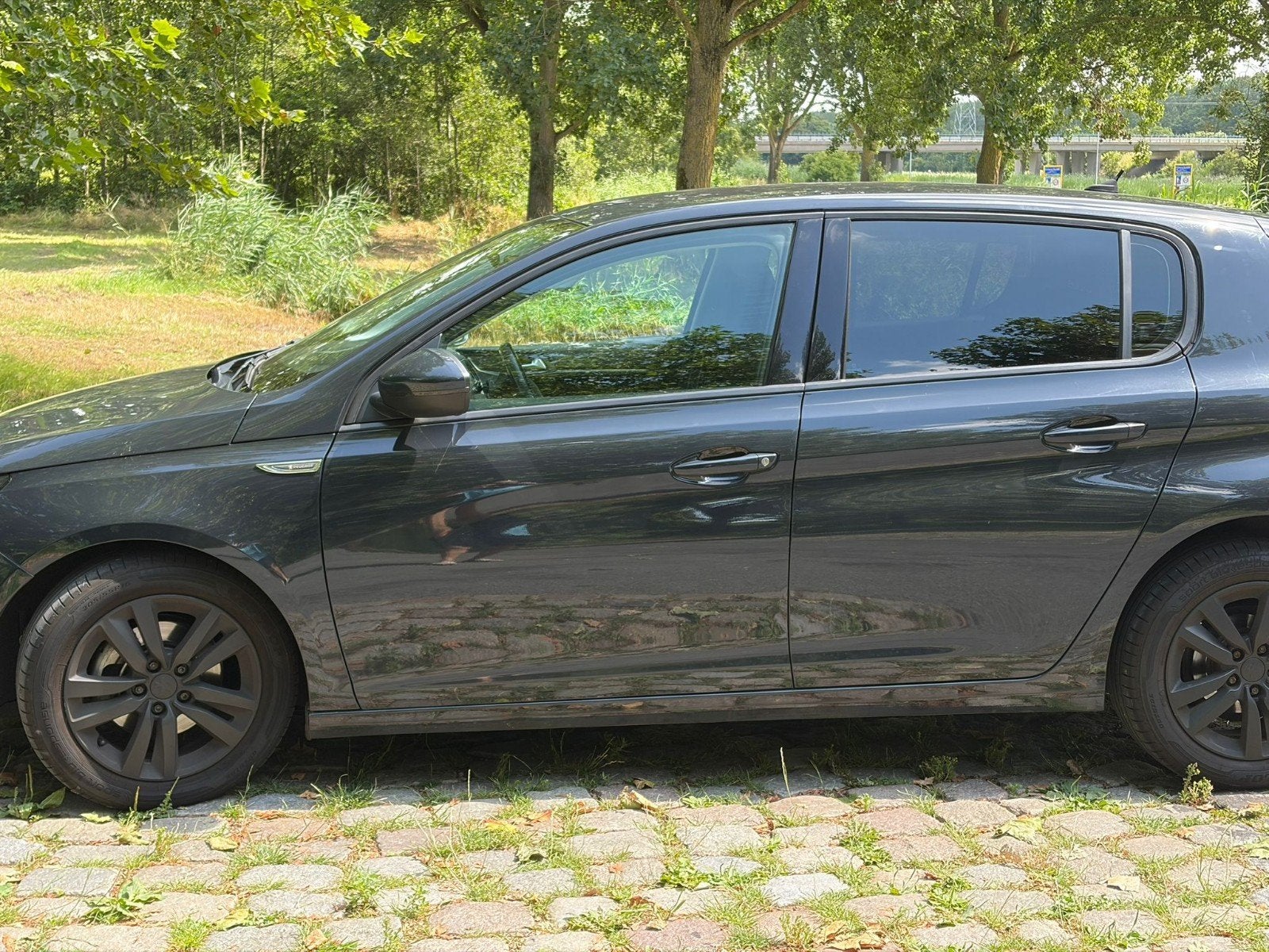 Peugeot 308 1.6E-HDI 88/120 5-D 2015 Zwart, Voorwielaandrijving, 1160 kg, 4 cilinders, Zwart