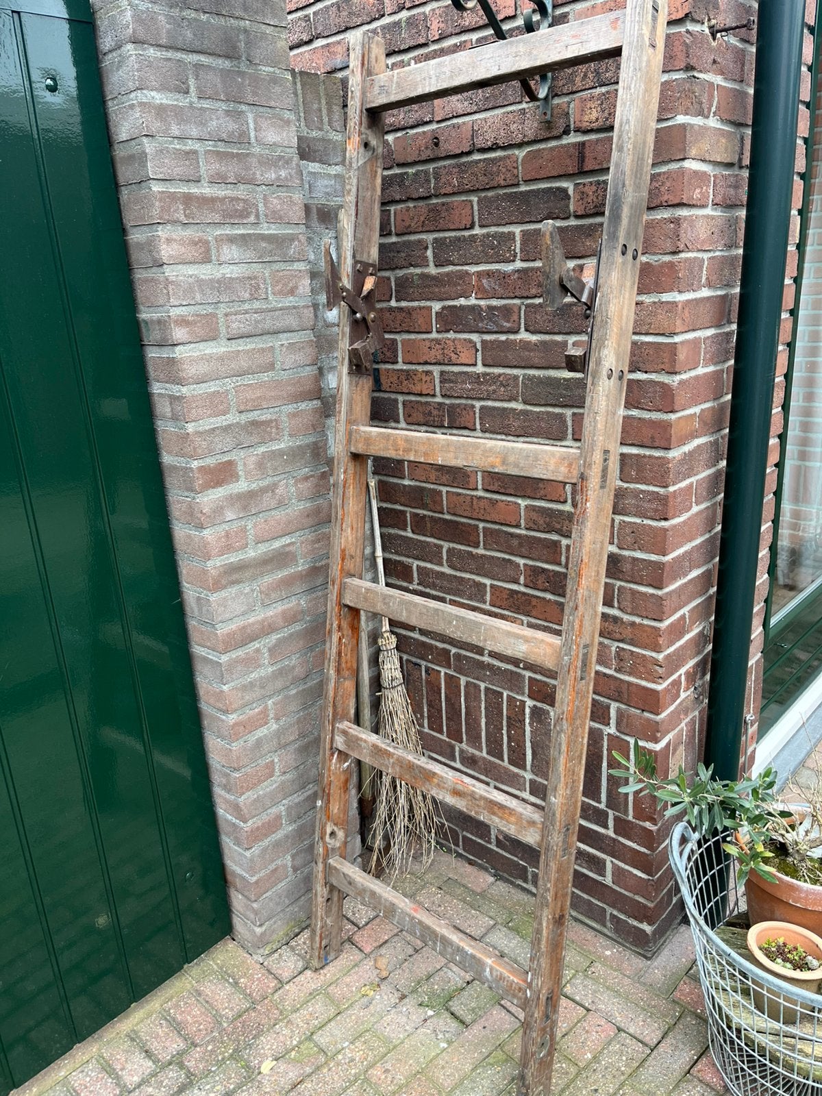 Houten trap, Ophalen