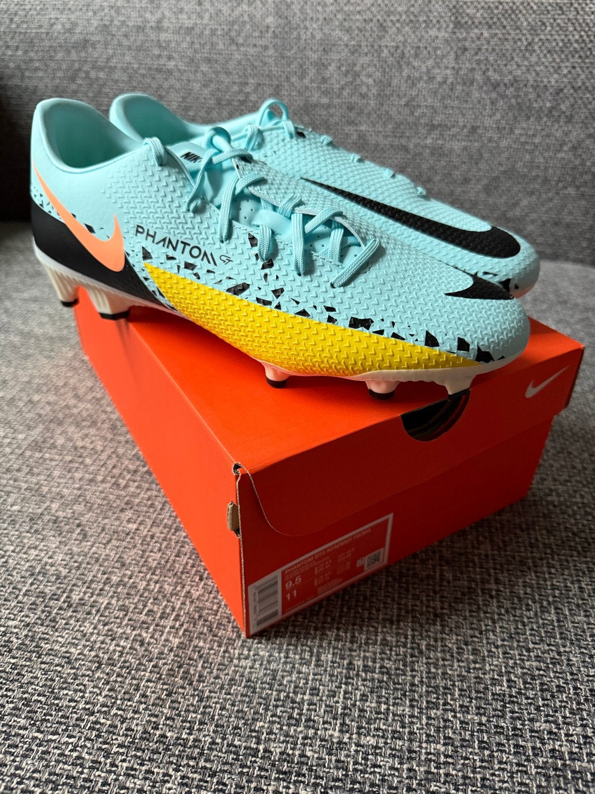 Nike Phantom GT2 Academy FG/MG voetbalschoenen - Maat 43, Overige kleuren, Sportschoenen, Nieuw, Ophalen of Verzenden