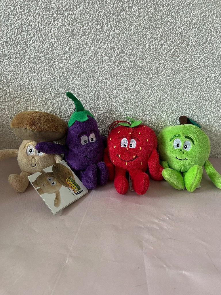 Set van 4 Goodness Gang Mini knuffels groente en fruit, Overige typen, Ophalen of Verzenden, Zo goed als nieuw, Info@tccglobal.com
