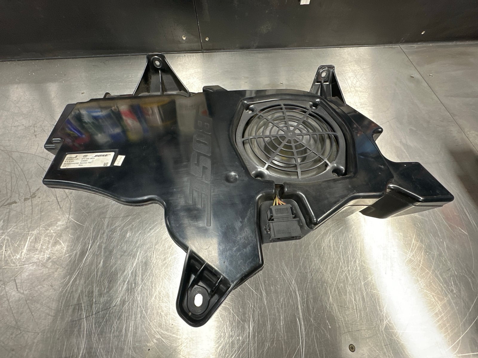 Audi A3 8P Bose Bassbox Subwoofer 8P3035382A, Ophalen of Verzenden, Gebruikt, Audi