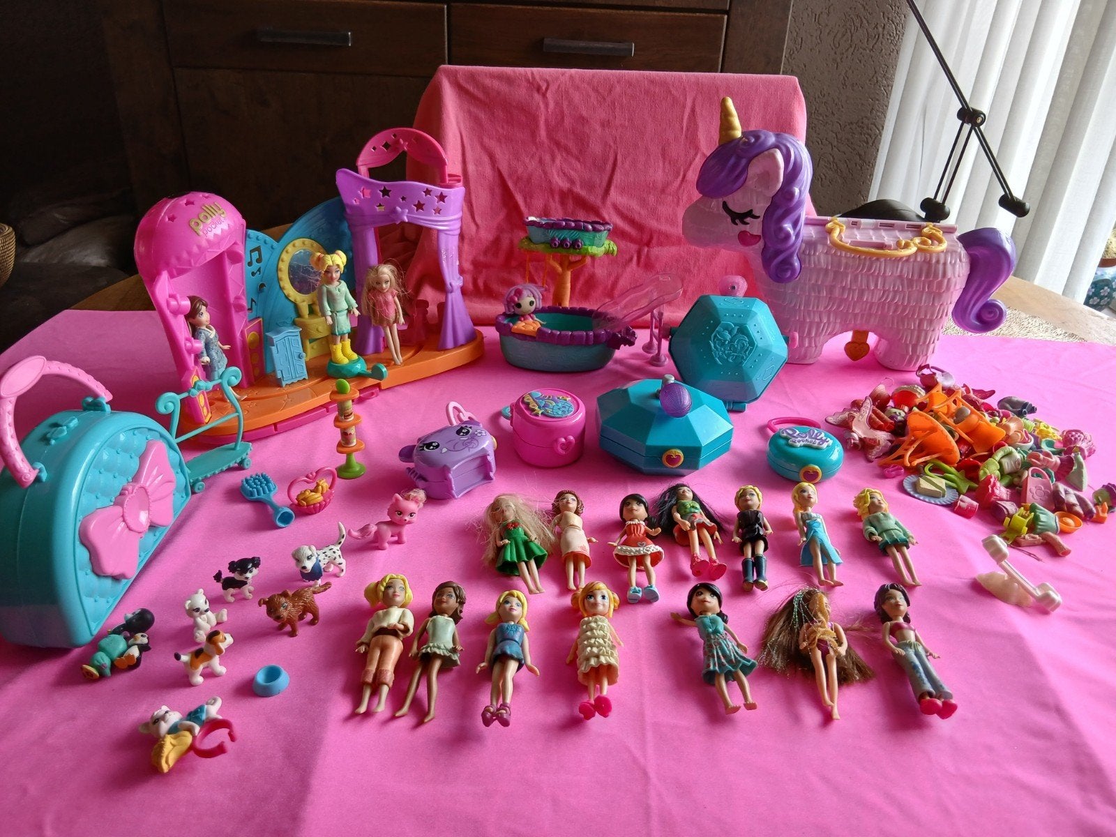 Polly pocket doosjes en popjes en accesoires, Verzamelen, Poppetjes en Figuurtjes, Ophalen of Verzenden, Gebruikt