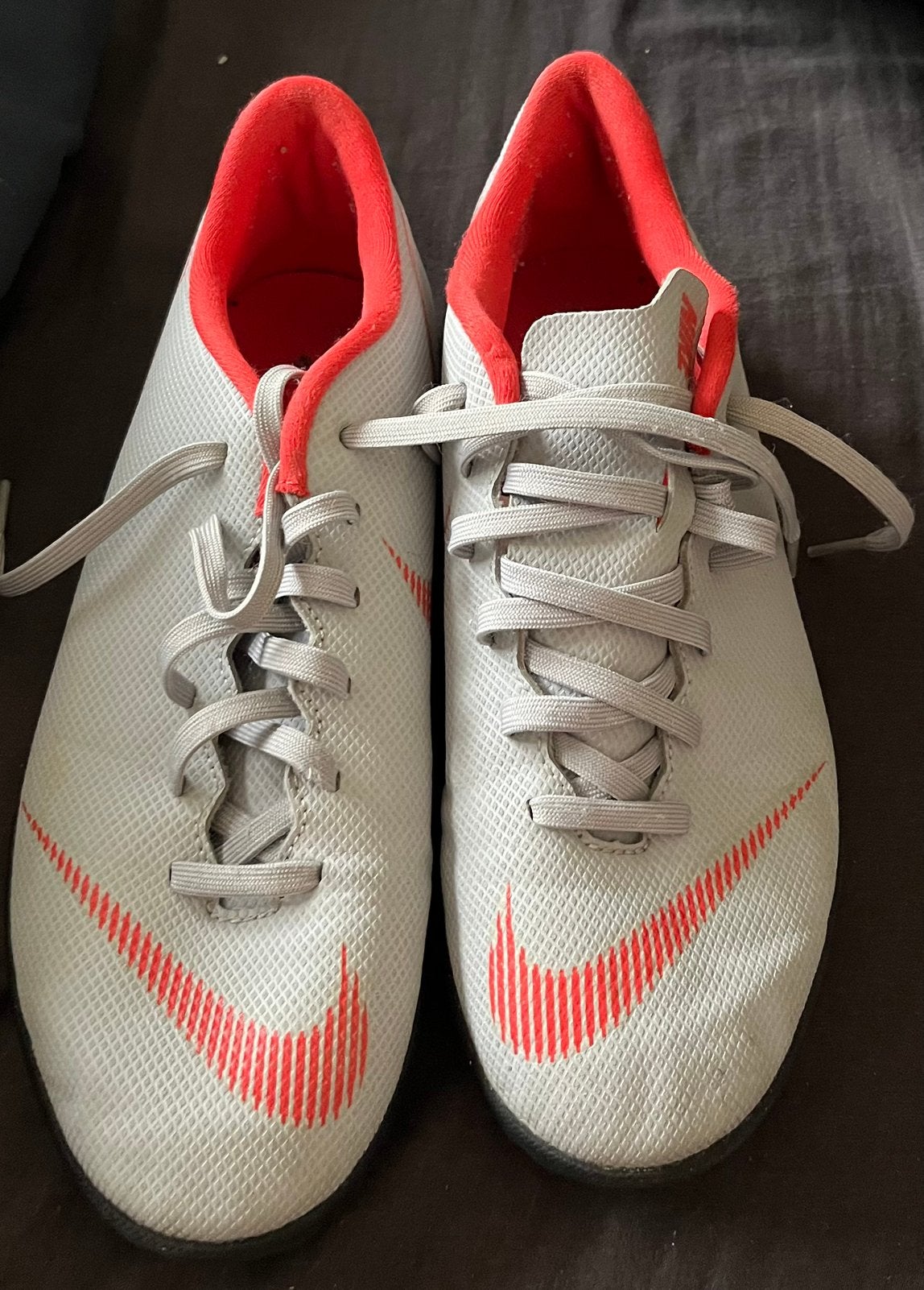 Schoenen zaalvoetbal maat 40, Ophalen of Verzenden, Zo goed als nieuw, Schoenen