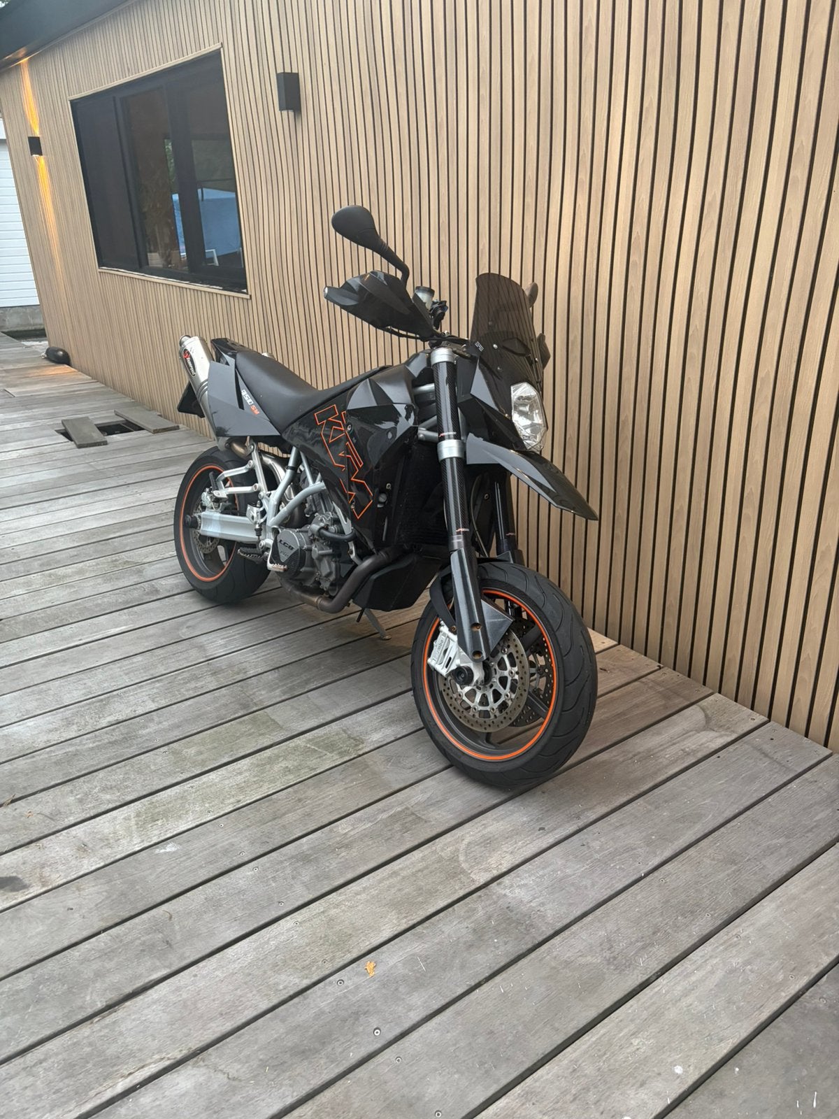 KTM 950 sm supermoto, Ophalen